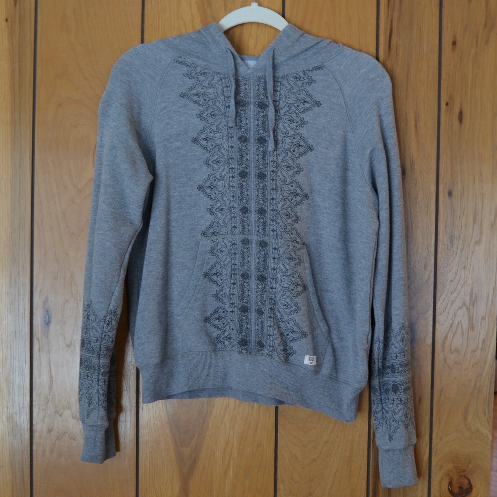Gray w/ Black Design Sweatshirt Billabong